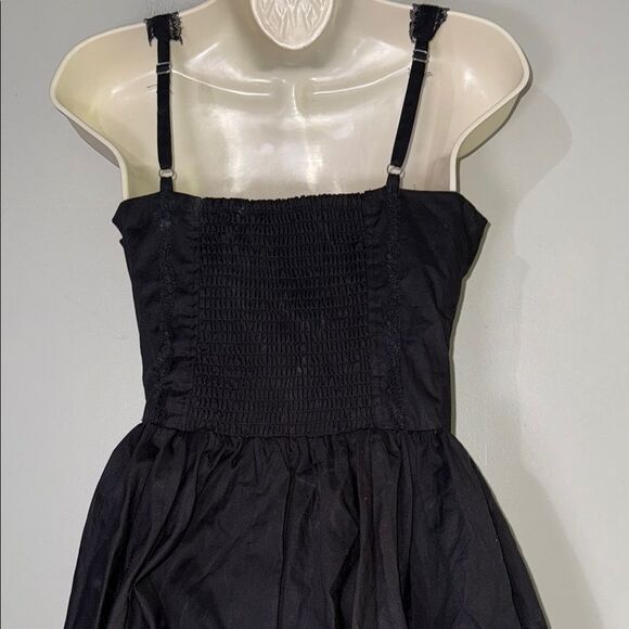 FOREVER 21
Lace-Trim Bow Bustier Mini Dress Small - Picture 11 of 13